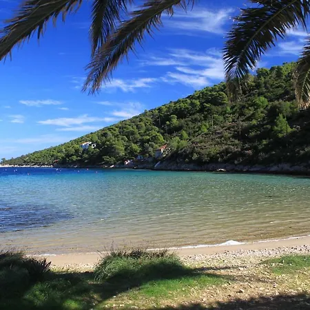 Secluded Fisherman's Cove Stoncica, Vis - 8894 Holiday home Kut