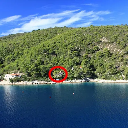 Secluded Fisherman's Cove Stoncica, Vis - 8894 Holiday home Kut