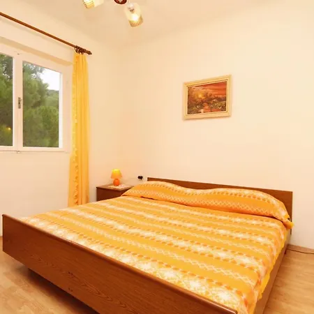 Secluded Fisherman's Cove Stoncica, Vis - 8894 Holiday home *